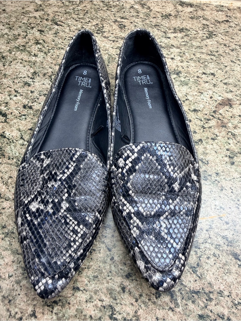 NWOB Time & Tru Snake Print Pointed Toe Flats 8